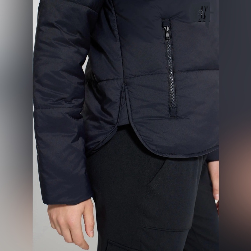 🔥🔥🔥NWT Mondetta Lightweight Women's Outdoor Poly Insulated Jacket . - Picture 3 of 8